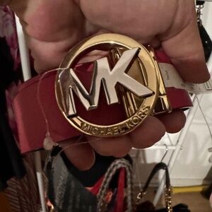 MK - Michael Kors Reddish Pink Leather Belt Sz S